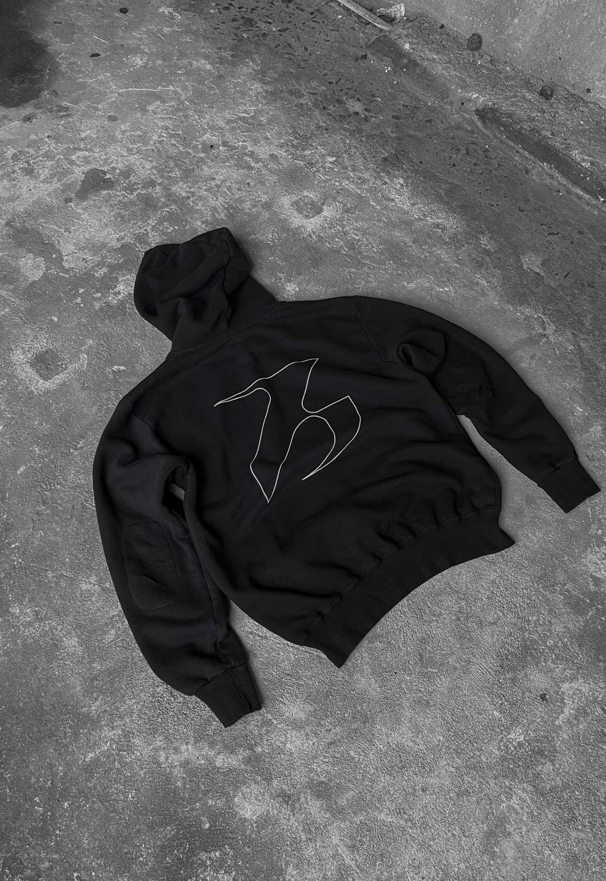 UNIFORM HOODIE BORNTOBLACK