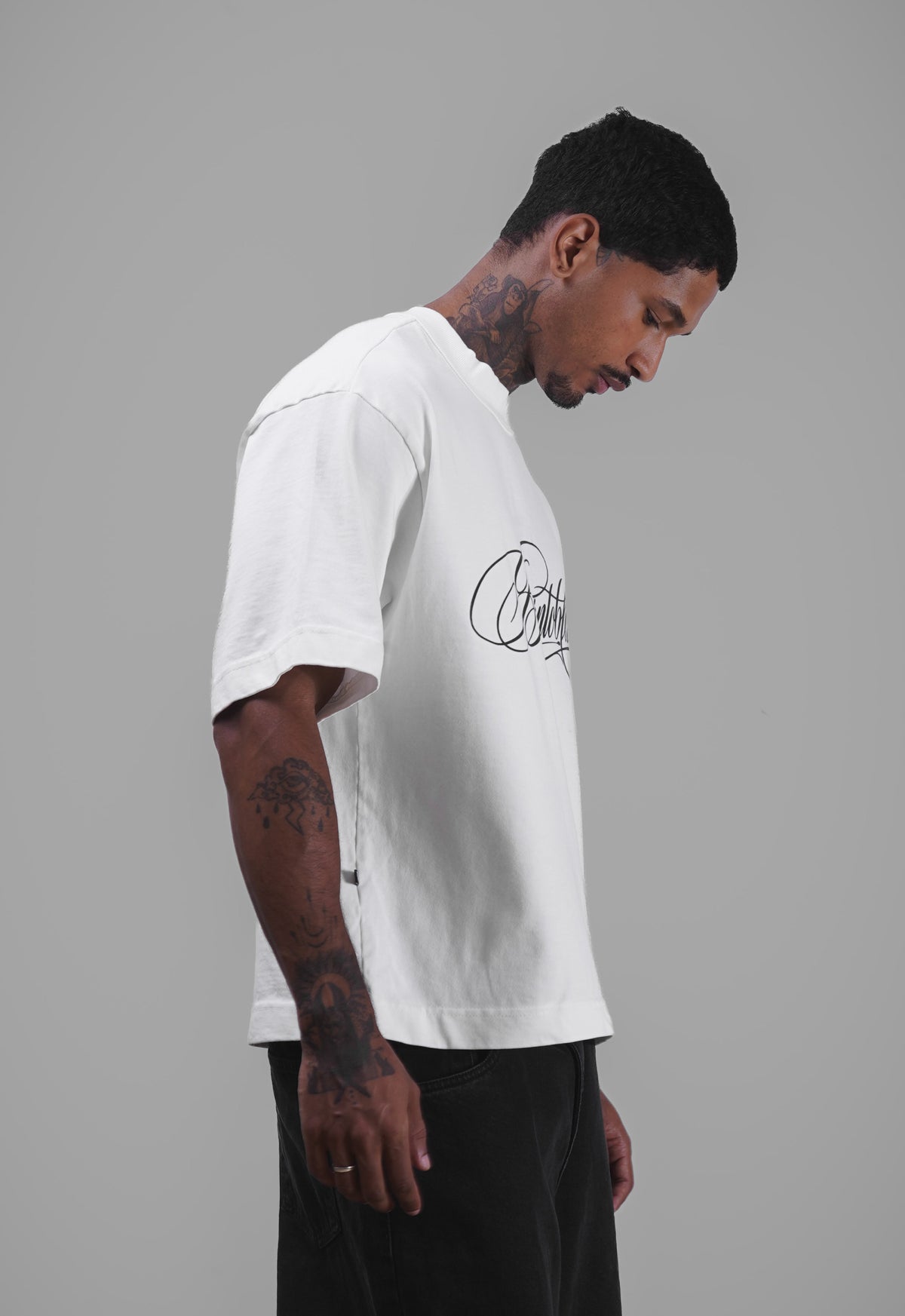 BOXY TEE SIGNATURE OFF