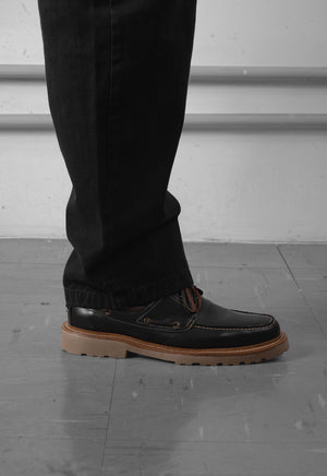 BOAT SHOE BLACK/NUT