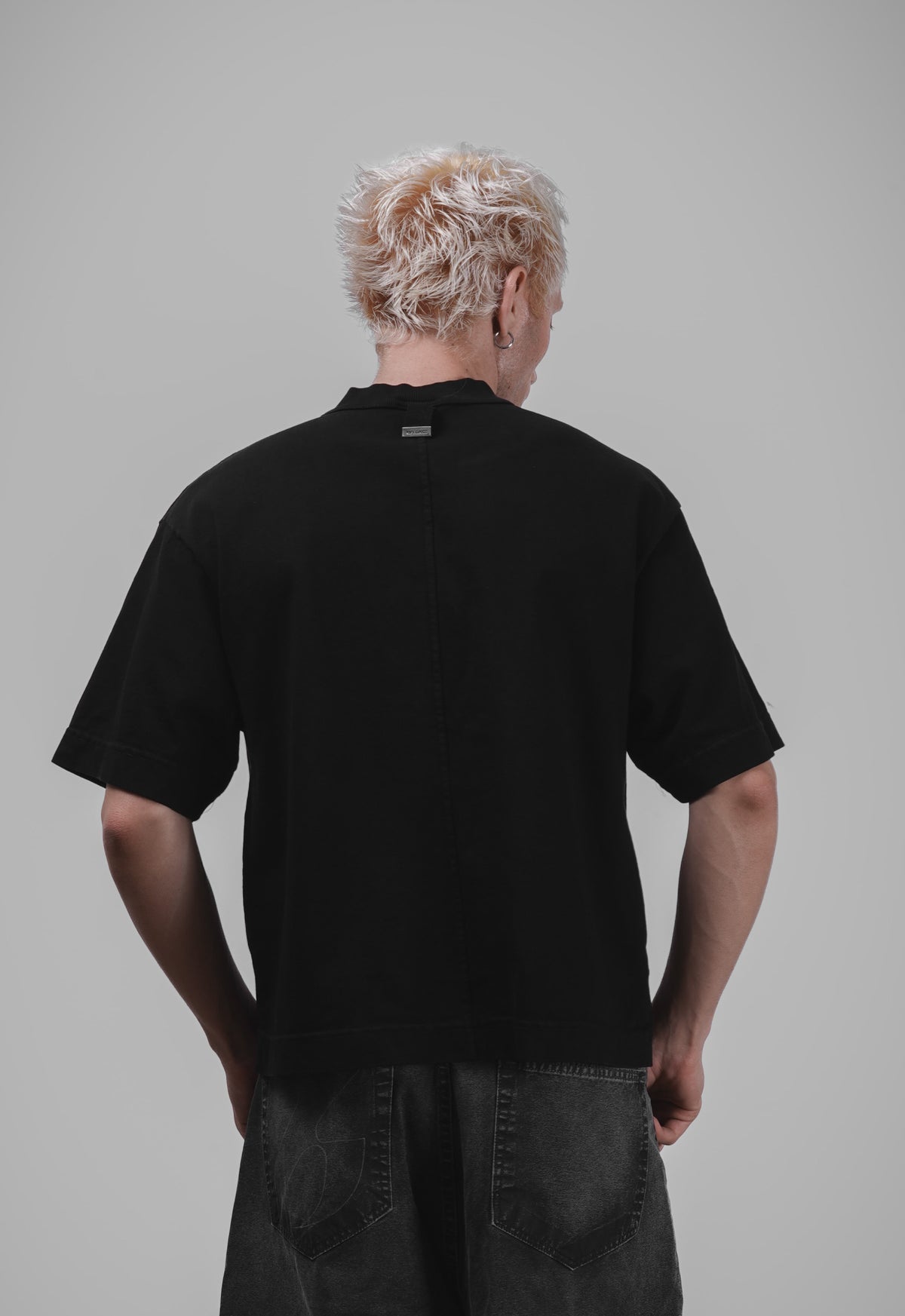 BOXY TEE LOCAL CELEBRITY